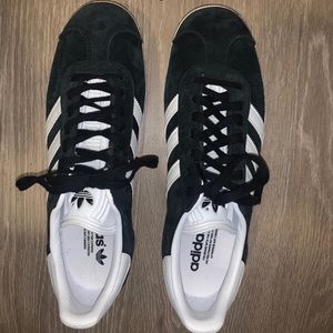 Adidas gazelle shoes